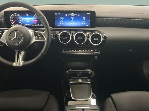 Used 2026 Mercedes-Benz CLA 250 4MATIC image 18