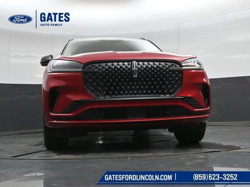 New 2026 Lincoln Aviator AWD w/ Jet Appearance Package image 35