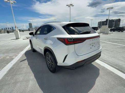 Certified 2025 Lexus NX 250 FWD w/ Towing Package (2000 Lbs) image 6