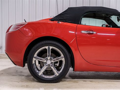 Used 2008 Saturn Sky w/ Premium Trim Package RWD image 18
