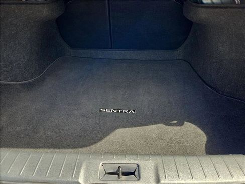 Used 2025 Nissan Sentra SV FWD image 6