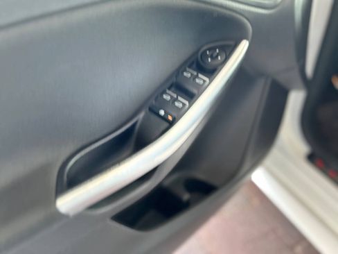 Used 2017 Ford Focus ST FWD image 37