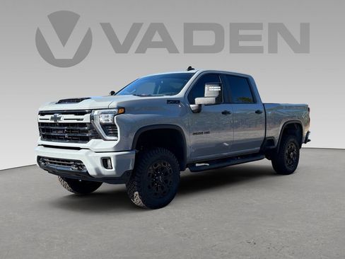 Used 2024 Chevrolet Silverado 2500 LT w/ Z71 Sport Edition image 19
