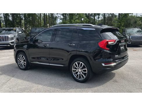 Certified 2024 GMC Terrain Denali w/ Denali Premium Package AWD/4WD image 6