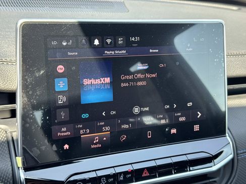 New 2026 Jeep Compass Latitude AWD/4WD image 11