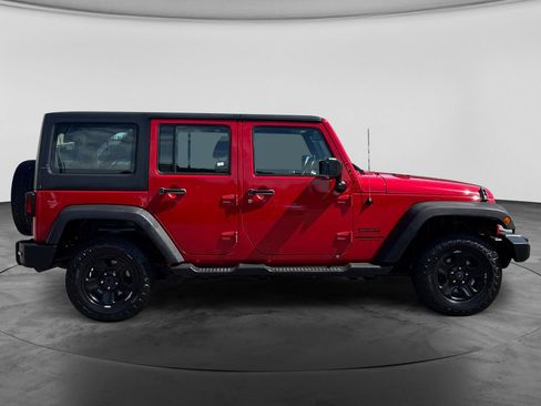 Used 2014 Jeep Wrangler Unlimited Sport AWD/4WD image 10