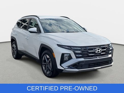 Used 2025 Hyundai Tucson SEL image 3