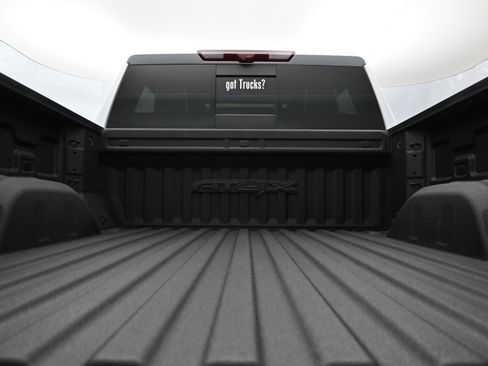 Used 2024 GMC Sierra 1500 AT4X image 6