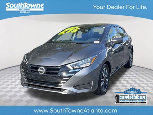 Used 2025 Nissan Versa SV FWD image 1