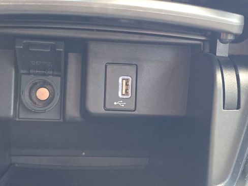 Used 2018 Honda Accord LX image 19