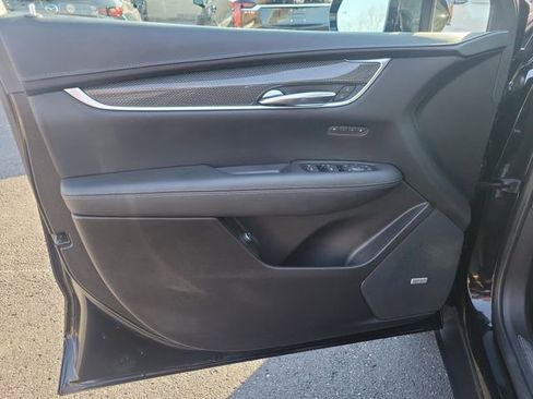 Used 2022 Cadillac XT5 Sportv image 27