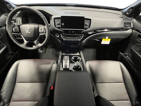 New 2025 Honda Ridgeline Black Edition image 15