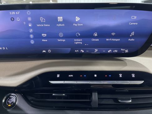 Used 2025 Buick Enclave Preferred w/ LPO, Floor Liner Package image 21