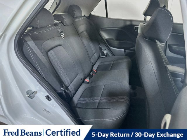 Used 2023 Hyundai Venue SEL FWD image 15
