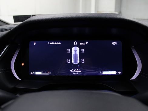 New 2025 Jeep Grand Cherokee Altitude image 10