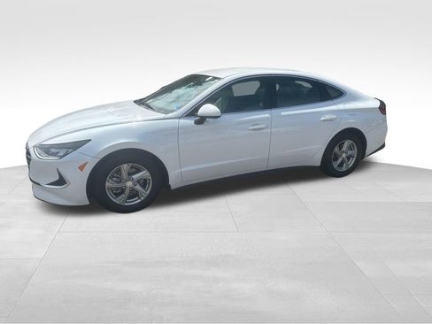 Used 2021 Hyundai Sonata SE FWD image 4