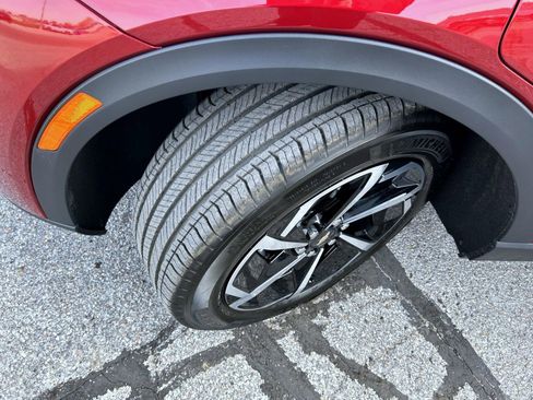 New 2026 Chevrolet Equinox EV LT image 23