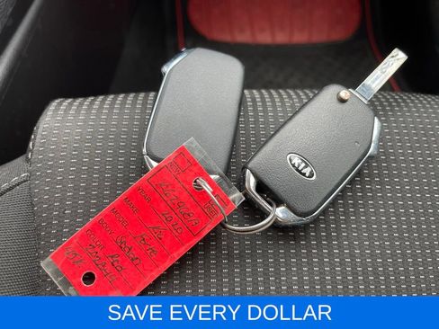 Used 2020 Kia Forte LXS FWD image 25
