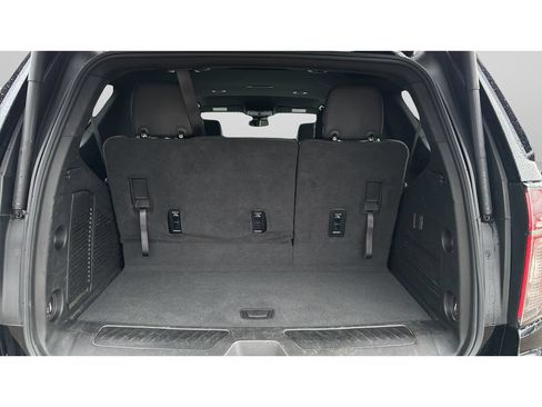 Used 2024 Chevrolet Tahoe LT AWD/4WD image 27