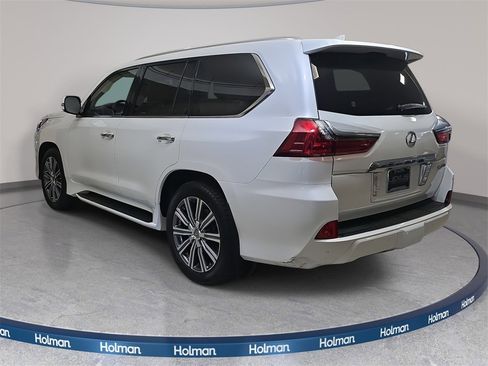 Used 2016 Lexus LX 570 4WD image 8