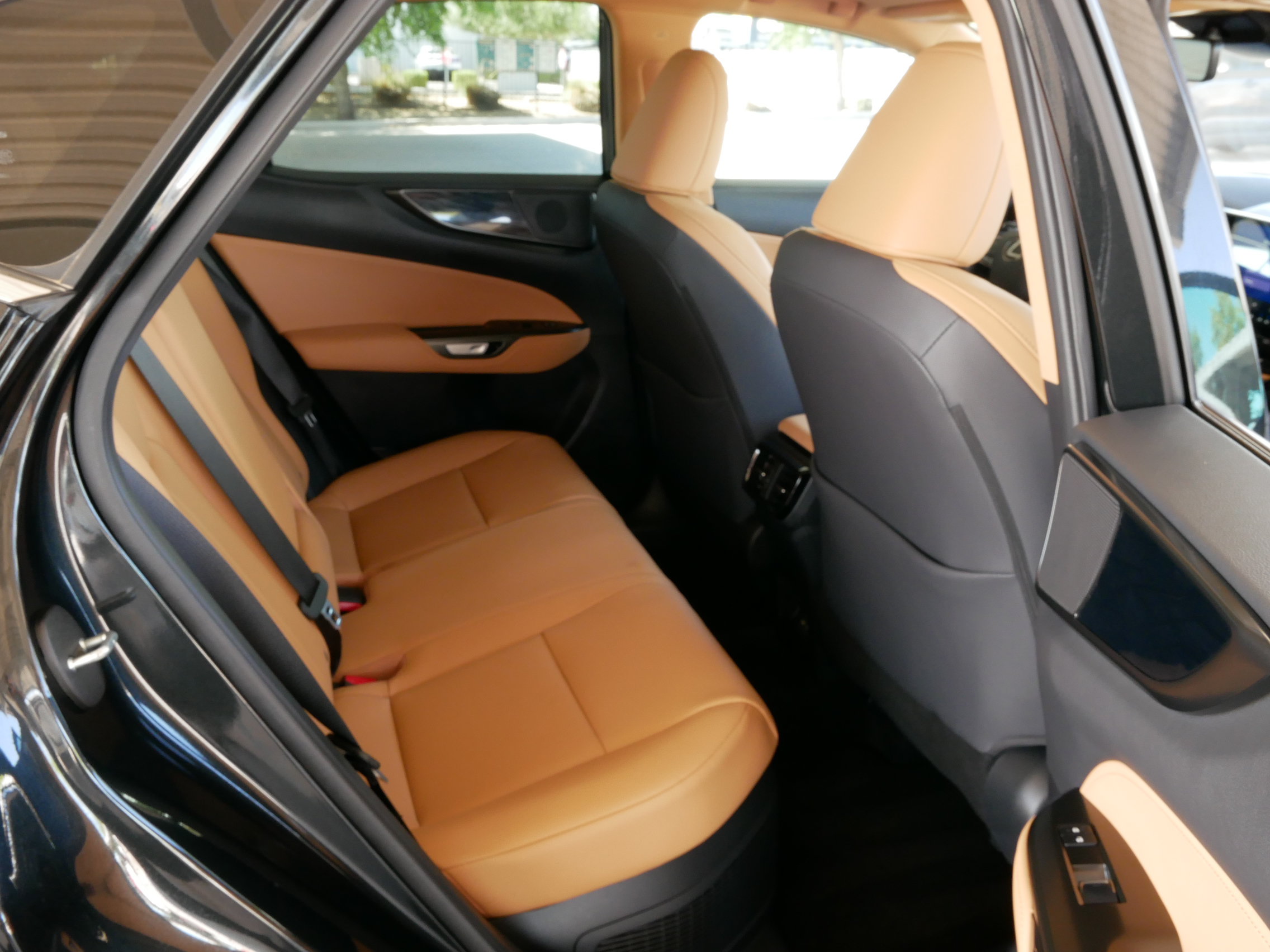 Used 2026 Lexus NX 350h AWD w/ Accessory Package (Z1) image 16