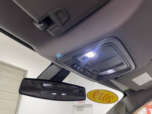 Used 2019 Chevrolet Silverado 1500 LT image 18