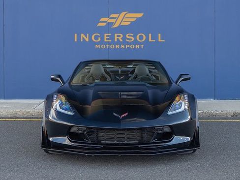 Used 2016 Chevrolet Corvette Z06 w/ 3LZ Preferred Equipment Group RWD image 2