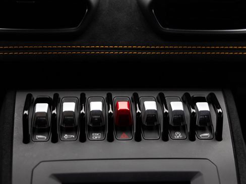 Used 2022 Lamborghini Huracan STO RWD image 23