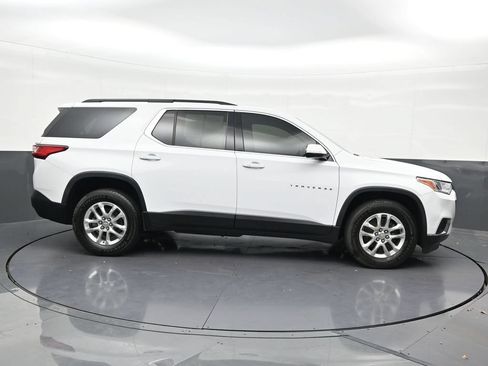 Used 2020 Chevrolet Traverse LT FWD image 7
