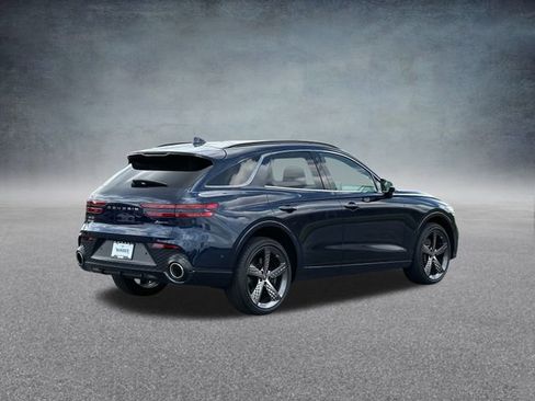 Used 2025 Genesis GV70 3.5T Sport w/ Sport Advanced Package image 5