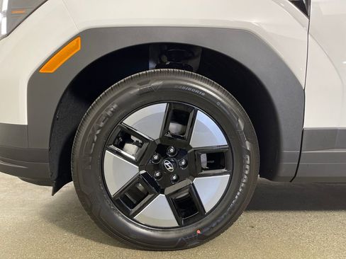 New 2026 Hyundai Santa Fe SE image 11