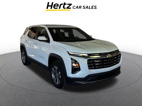 Used 2025 Chevrolet Equinox LT image 1