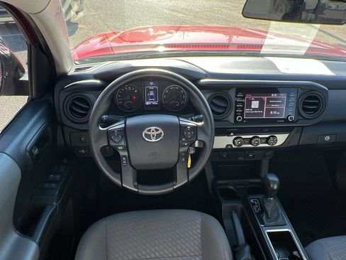 Used 2022 Toyota Tacoma SR image 33