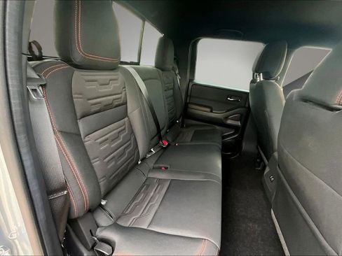Certified 2025 Nissan Frontier PRO-4X AWD/4WD image 26