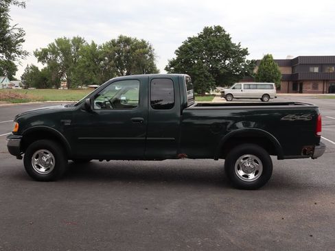 Used 2003 Ford F150 XLT AWD/4WD image 10