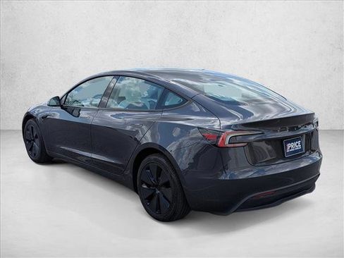 Used 2025 Tesla Model 3 Long Range RWD image 7