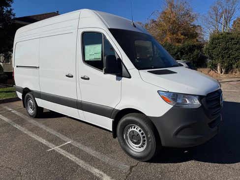 New 2026 Mercedes-Benz Sprinter 2500 image 15