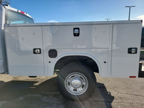 New 2026 Ford F250 XL image 12