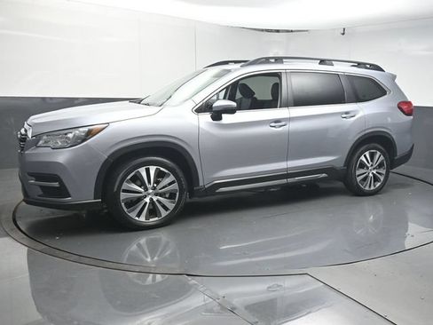 Used 2022 Subaru Ascent Limited AWD/4WD image 4