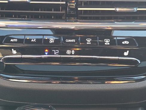 New 2026 Buick Envista Avenir image 24