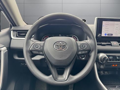 Certified 2025 Toyota RAV4 XLE AWD/4WD image 13