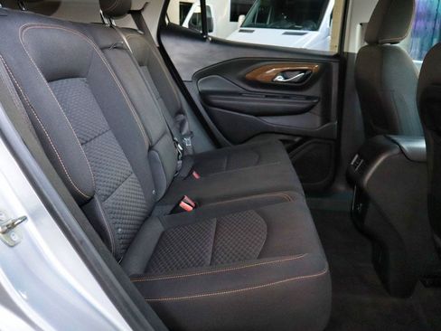 Used 2018 GMC Terrain SLE w/ Driver Convenience Package AWD/4WD image 42