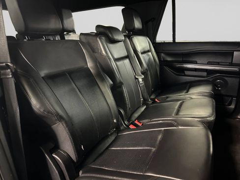 Used 2021 Ford Expedition Max XLT AWD/4WD image 24