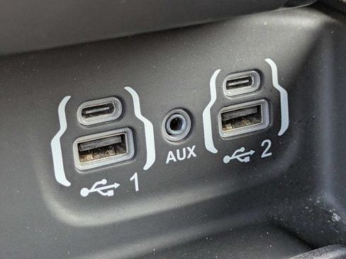 Used 2020 RAM 1500 Limited w/ Black Appearance Package AWD/4WD image 23