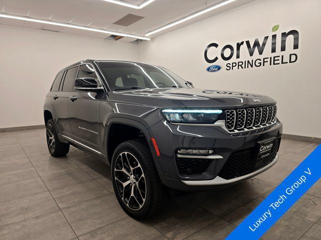 Used 2024 Jeep Grand Cherokee Summit AWD/4WD image 7