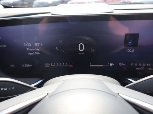 Used 2025 Buick Envision Preferred image 24