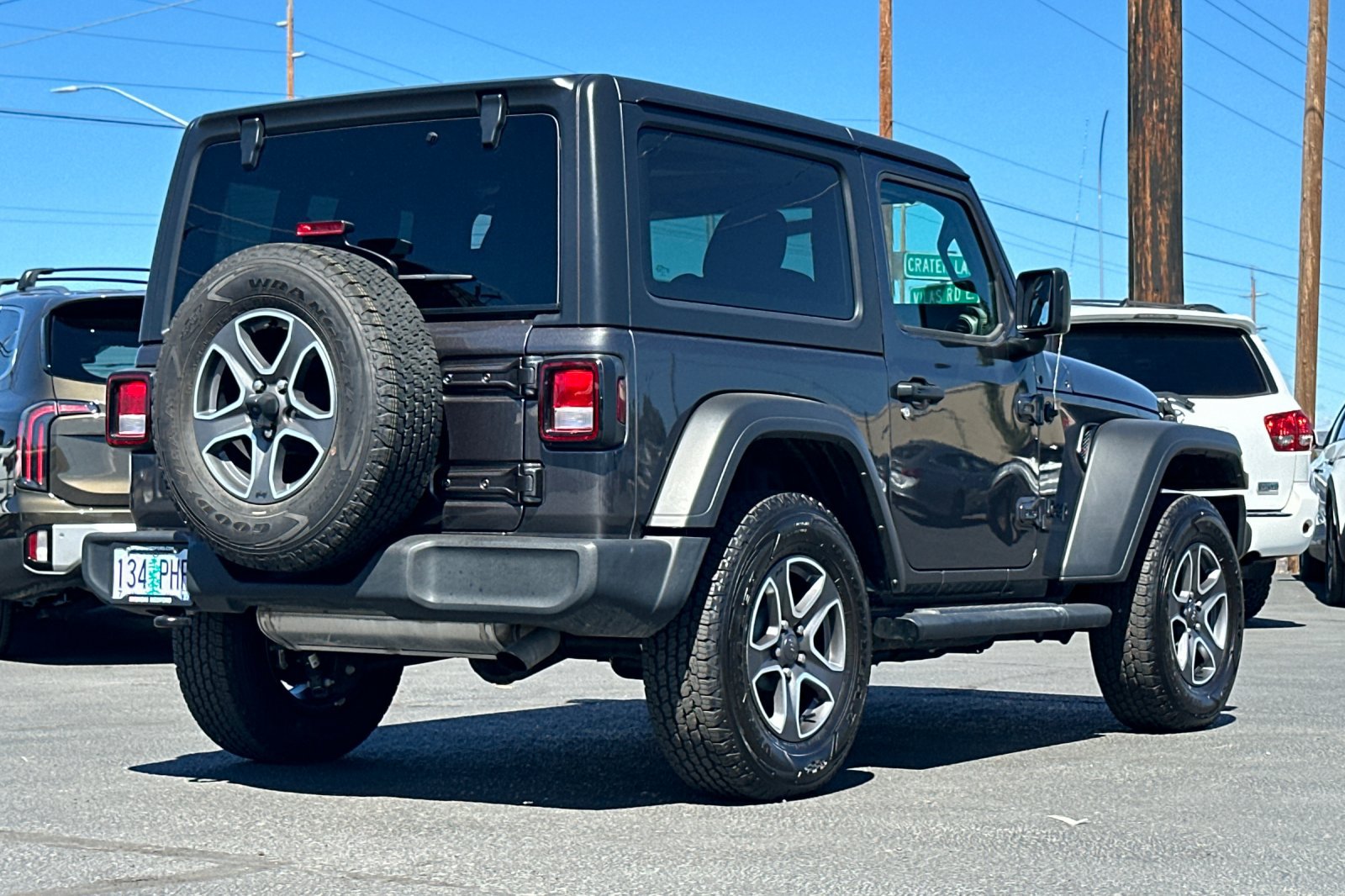 Used 2022 Jeep Wrangler Sport AWD/4WD image 4