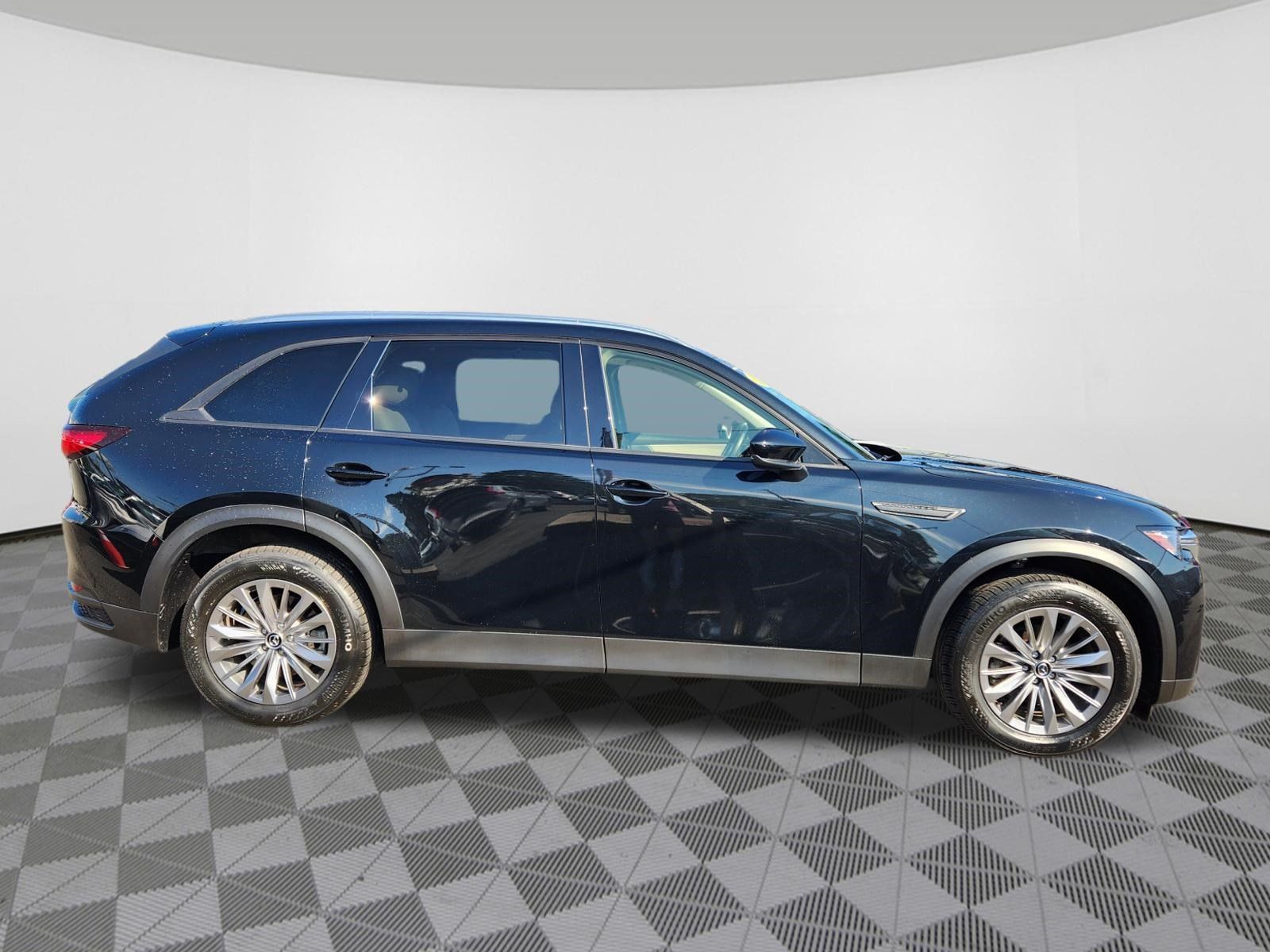 Certified 2024 MAZDA CX-90 3.3 Turbo w/ Preferred Plus AWD/4WD image 6