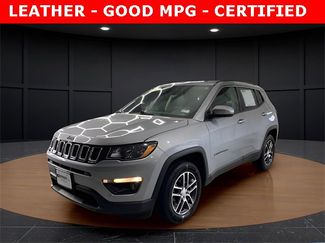 Used 2019 Jeep Compass Latitude w/ Cold Weather Group image 1
