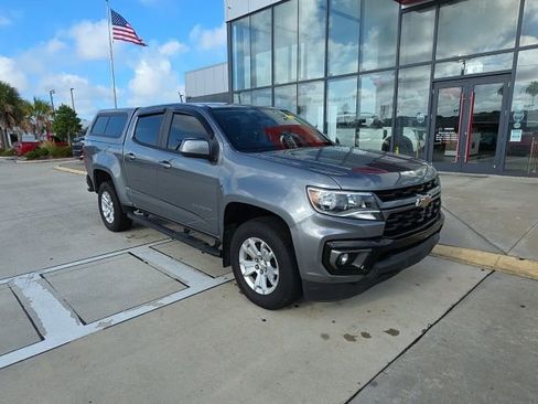 Used 2022 Chevrolet Colorado LT w/ Safety Package RWD image 2